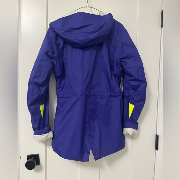 3/4 length fall/spring heavy windbreaker - Picture 2 of 3